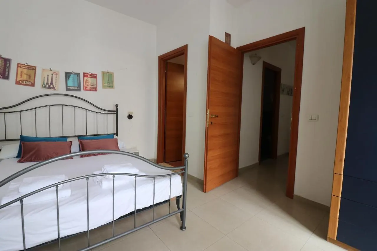San Lorenzo Central Apartment 2 Florence Italy