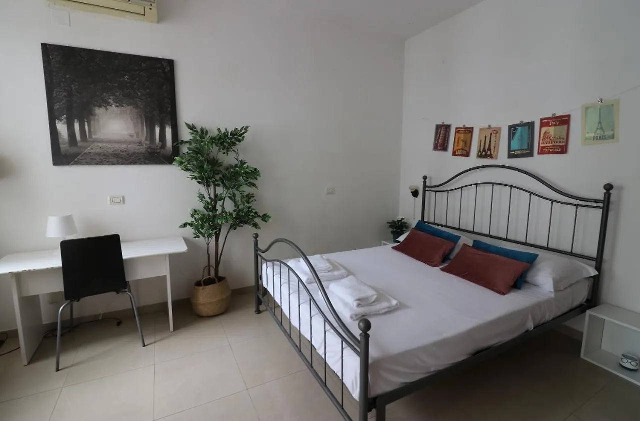 San Lorenzo Central Apartment 2 Florence 0*,  Italy